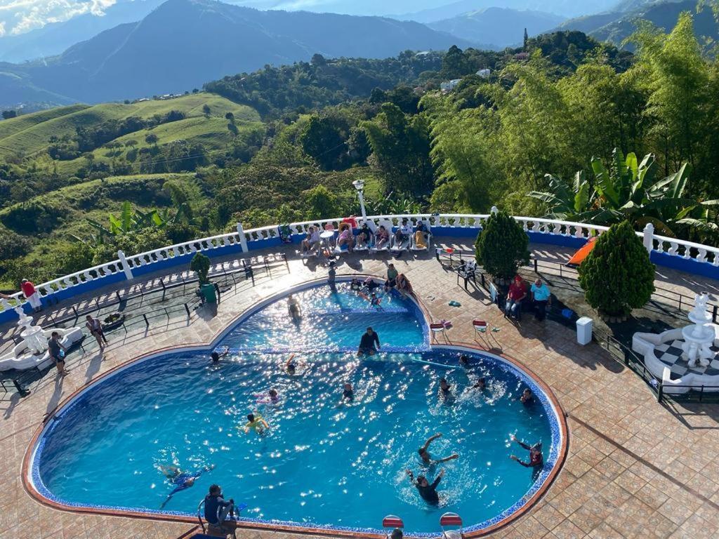 Finca Los Alpes San Jerónimo Kültér fotó