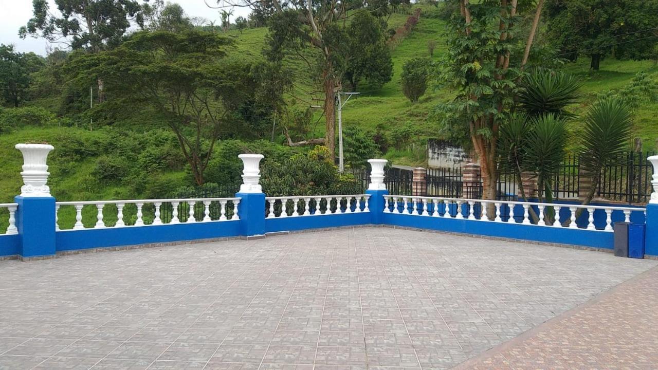 Finca Los Alpes San Jerónimo Kültér fotó